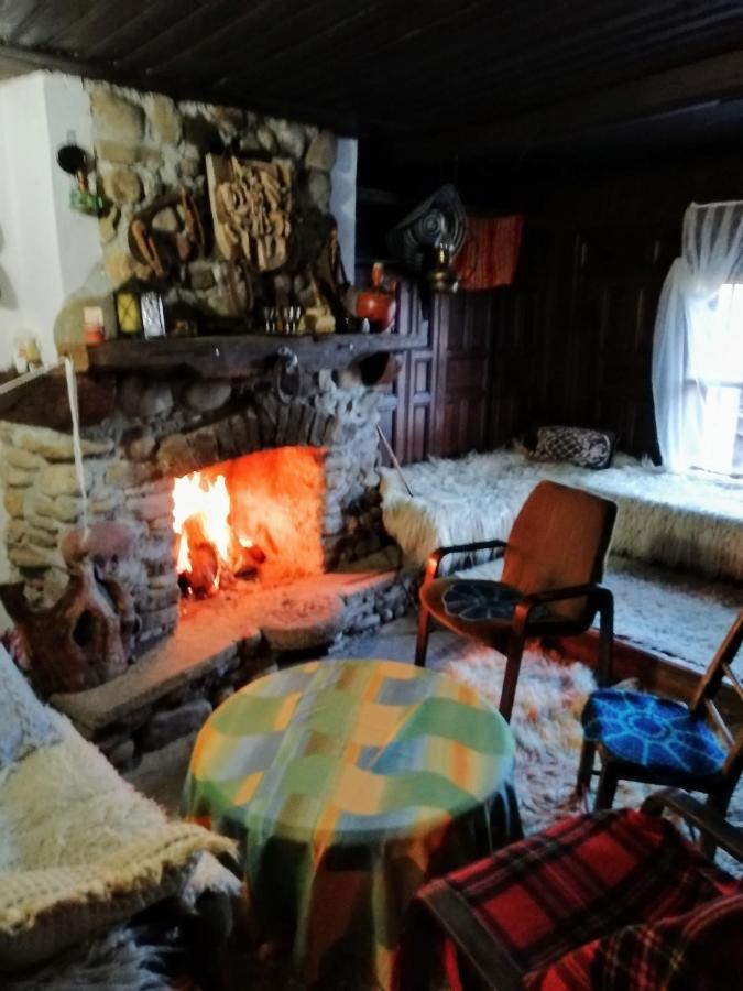 Къщата На Художника Hotell Zheravna Eksteriør bilde